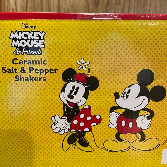 Mickey & Minnie Mouse Salt & Pepper Shakers BRAND NEW! - Picture 4 of 4